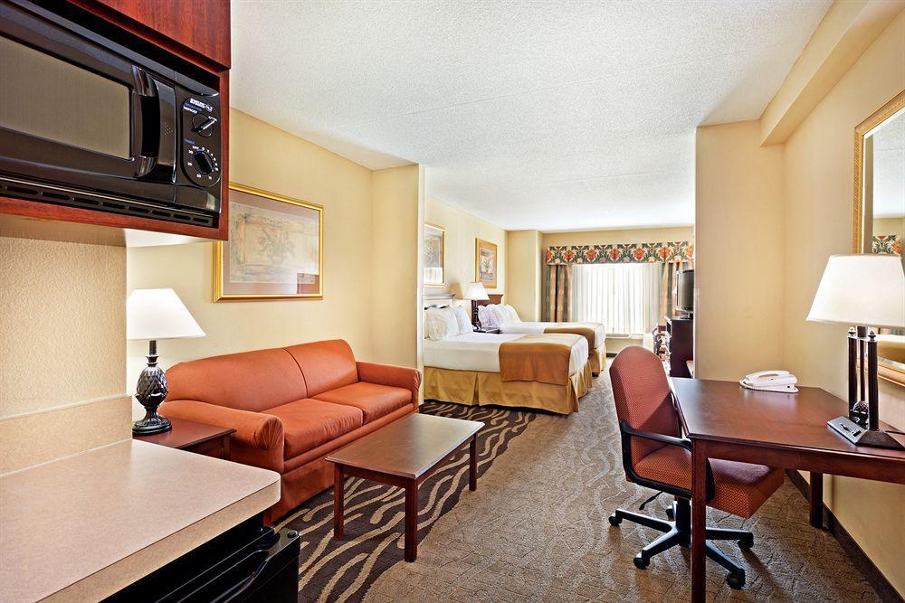 Holiday Inn Express & Suites Florence By Ihg Экстерьер фото